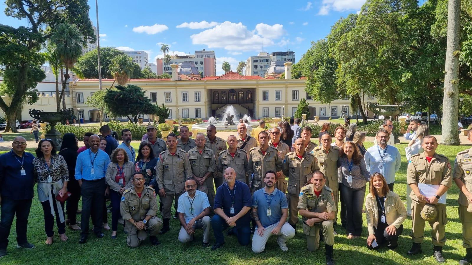 Exercício de desocupação de emergência