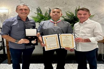 Fortalecimento de Laços: Governador de Roraima Outorga Medalha ao Chefe da Casa Militar do Rio de Janeiro