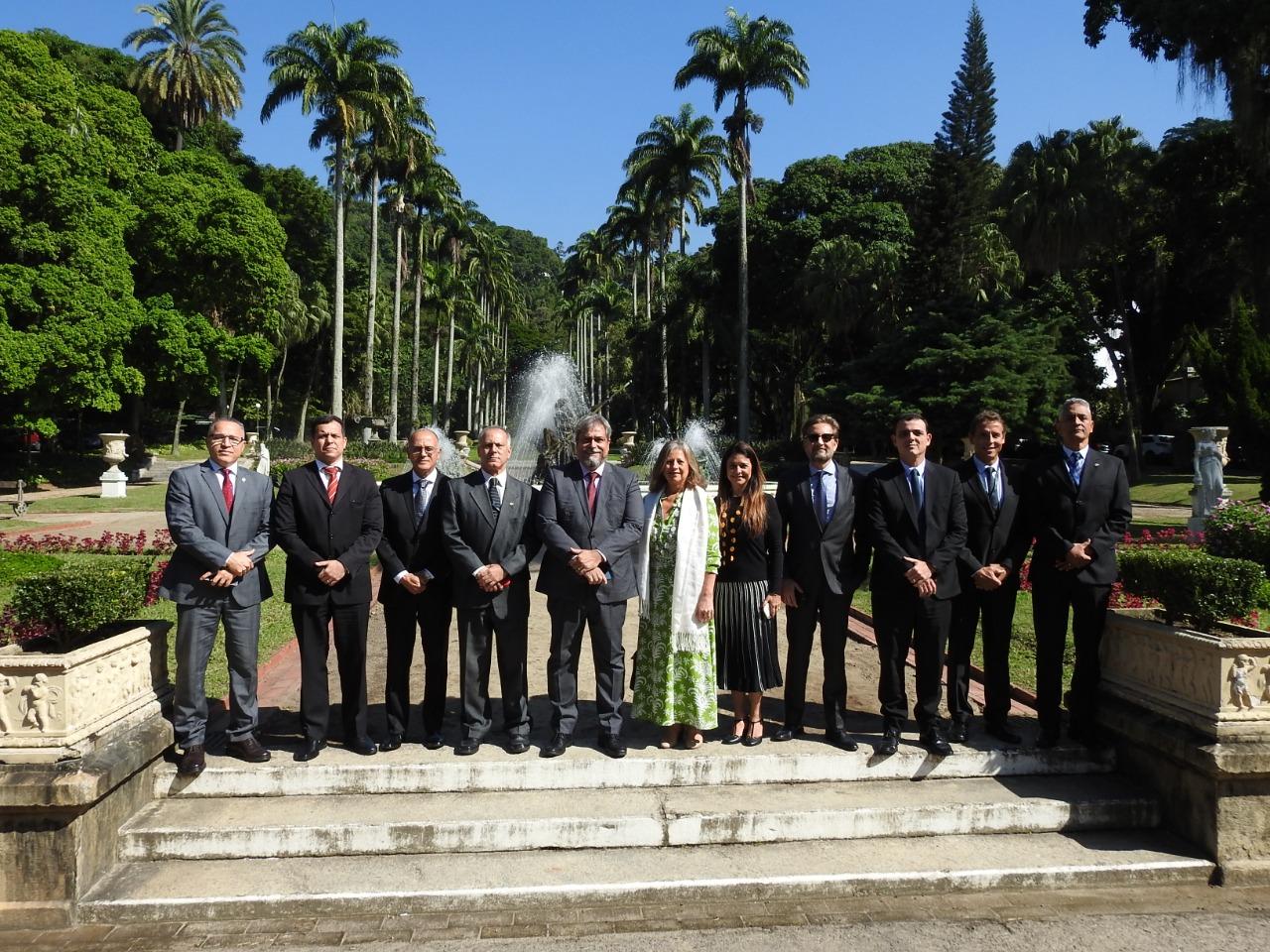 Tribunal regional do trabalho casa militar subsecretaria militar